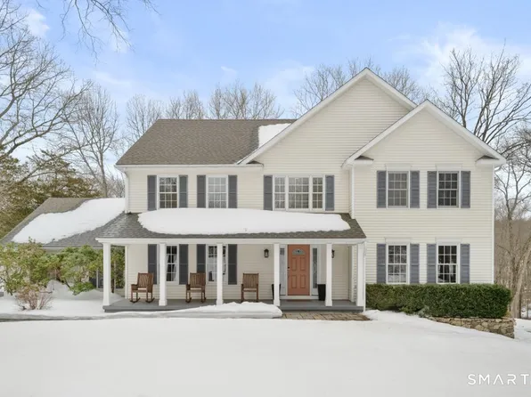 3 Owl Ridge Lane, Newtown, CT 06482