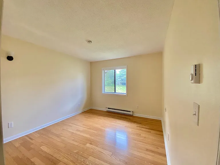 59 Hudson Heights Dr — Photo 16