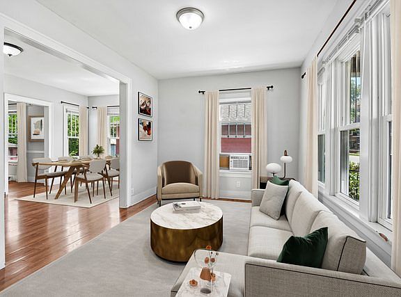 2nd image of 17127 Oak Park Ave