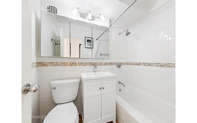 Sold by Douglas Elliman | media 16