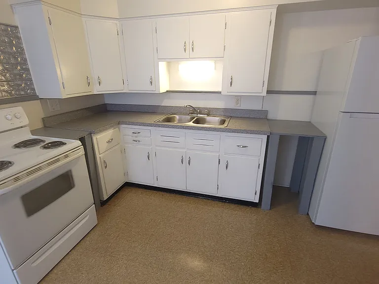 3900 Vine St #1 — Photo 8