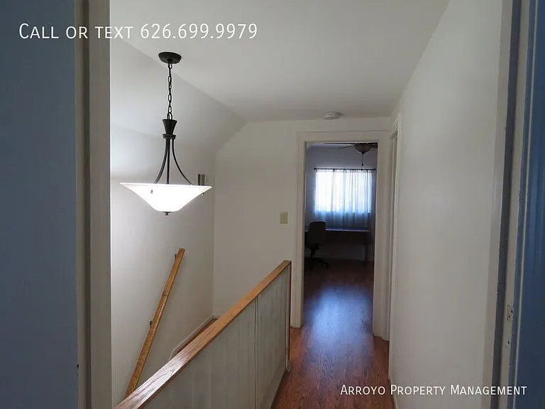 968 E Howard St — Photo 22