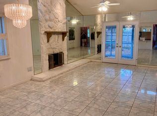 6077 Hilburn Rd, Pensacola, FL 32504