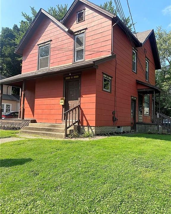 1st image of 429 Stinaff St #1