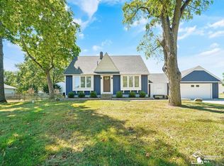 9115 Whiteford Center Rd, Ottawa Lake, MI 49267