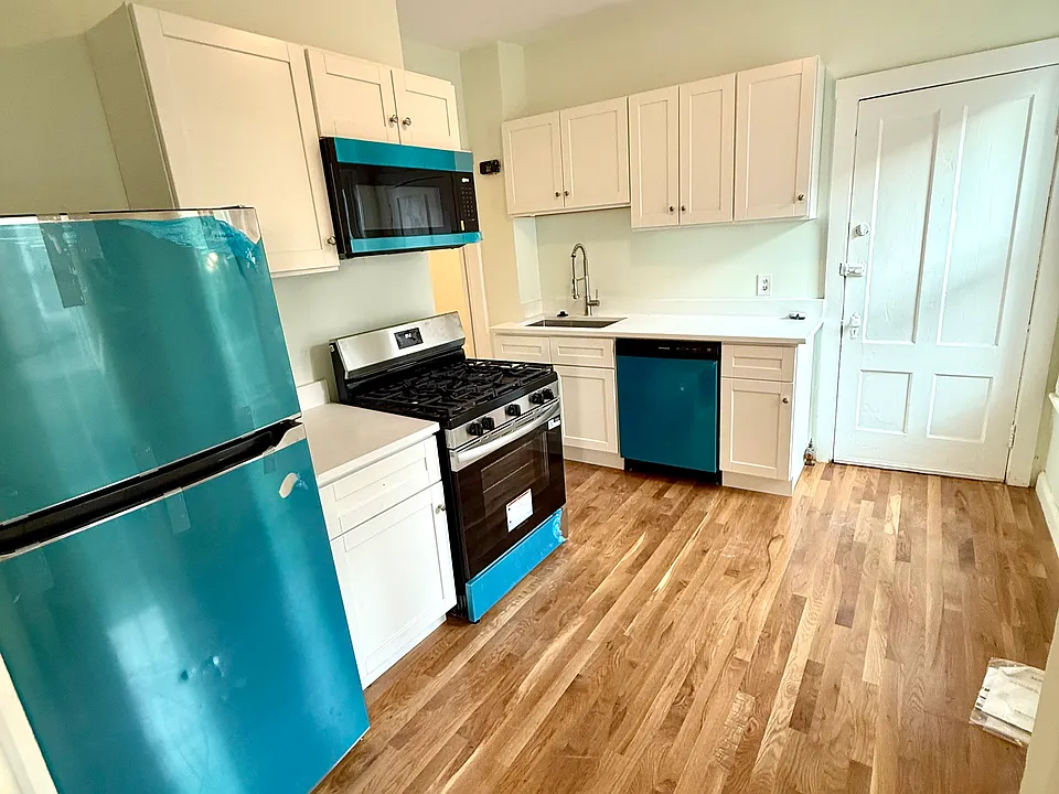 6 Newbern Ave #2