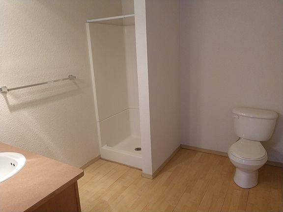 3rd image of 5515 NE 82nd Ave 11-unit 57
