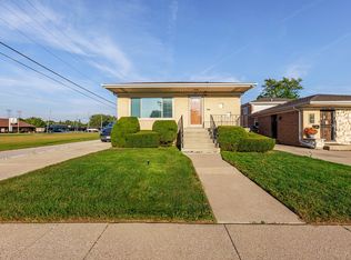 491 Escanaba Ave, Calumet City, IL