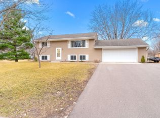 1310 Pleasant View Ln, Champlin, MN 55316