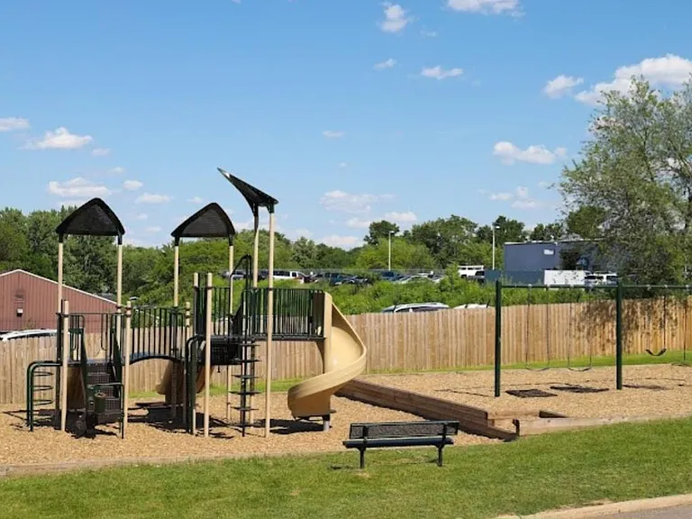 Americana Estates — Photo 11
