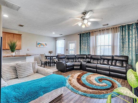 4th image of 11522 Hackmatack Way