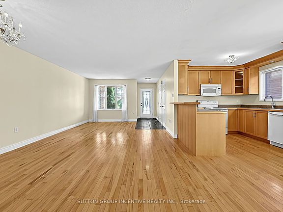 5th image of 8 Lucas Ave