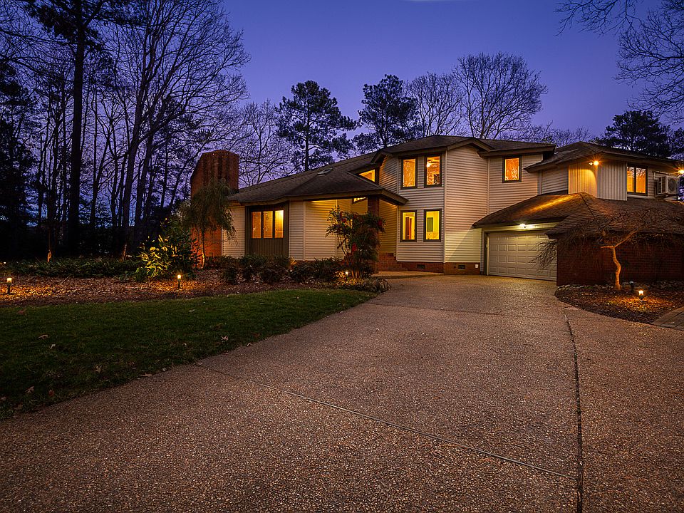 1st image of 828 Coverdale Ln