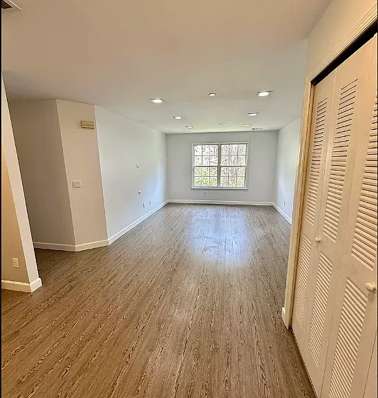76 Des Moines Ct #76 — Photo 15