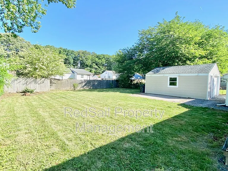 109 Peachtree Ln — Photo 20