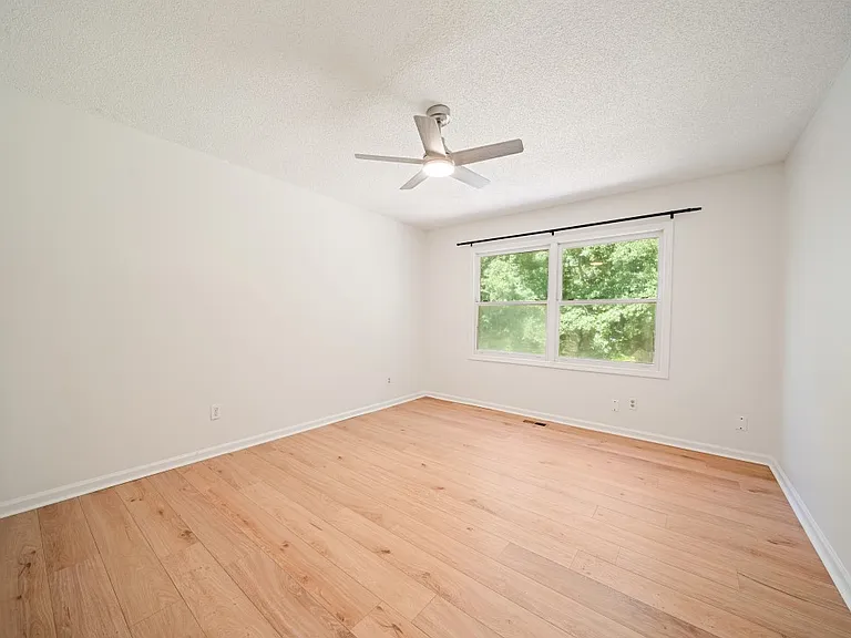 173 Willow Stream Ct — Photo 14
