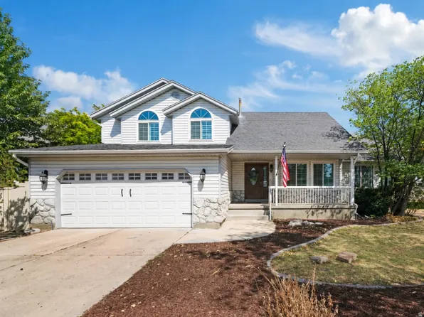 10822 N Canyon View Dr, Highland, UT 84003