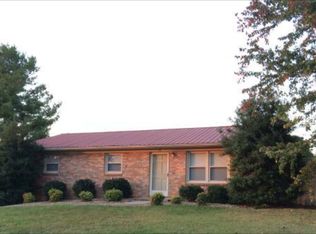 105 Meadow View Dr, Jonesborough, TN 37659