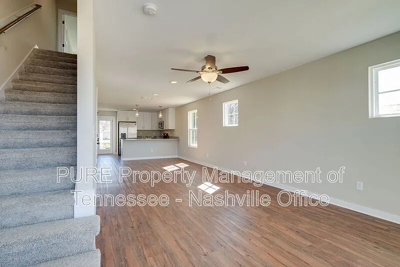 2 bed, 2.5 bath, 1278 sqft, $1,895 — Photo 3