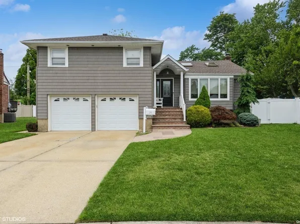 3189 Birch Drive, Wantagh, NY 11793