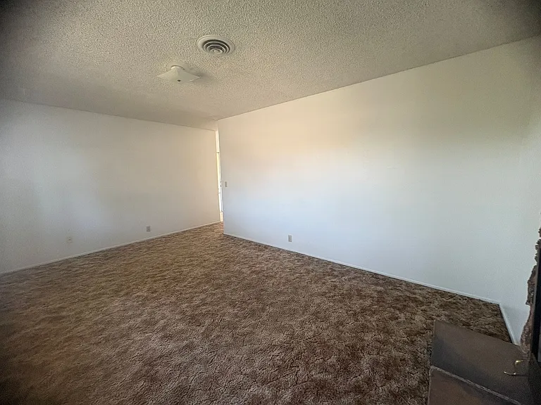 1590 Alfred Way — Photo 14