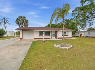 2180 Cook Ln, Alva, FL 33920