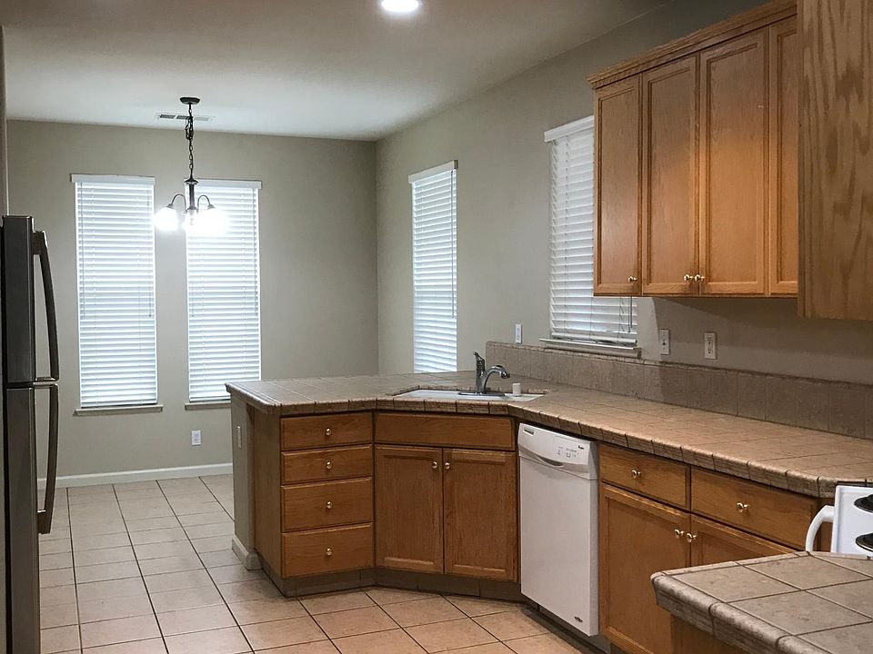 1st image of 1361 Tide Dr