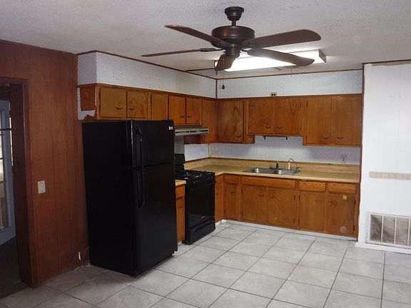 4th image of 2317 Walden Dr