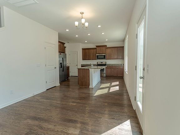 3rd image of 4965 Napoli Dr