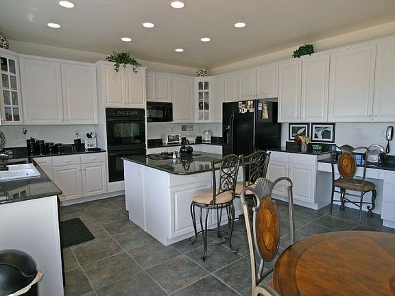 2nd image of 8824 Royal Melbourne Cir