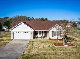 103 Turkey Trot Rd, Williamston, SC 29697