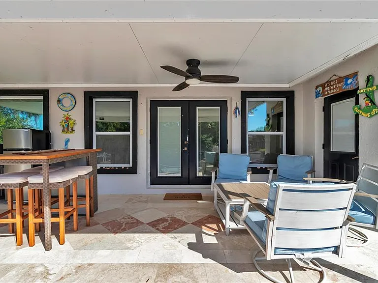 1542 SE Pinwheel Dr — Photo 11