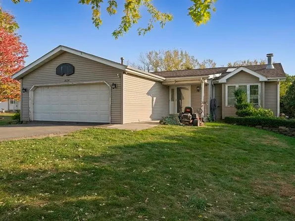 1624 W 9th St, Belvidere, IL 61008