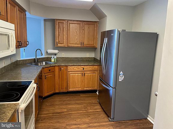 2nd image of 803 Mews Dr #803