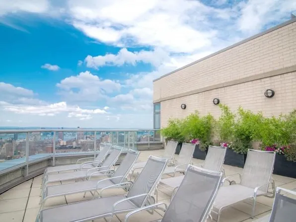 800 6th Avenue image 27 of 28