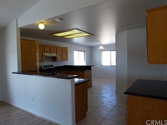 3rd image of 7581 Pismo Ave