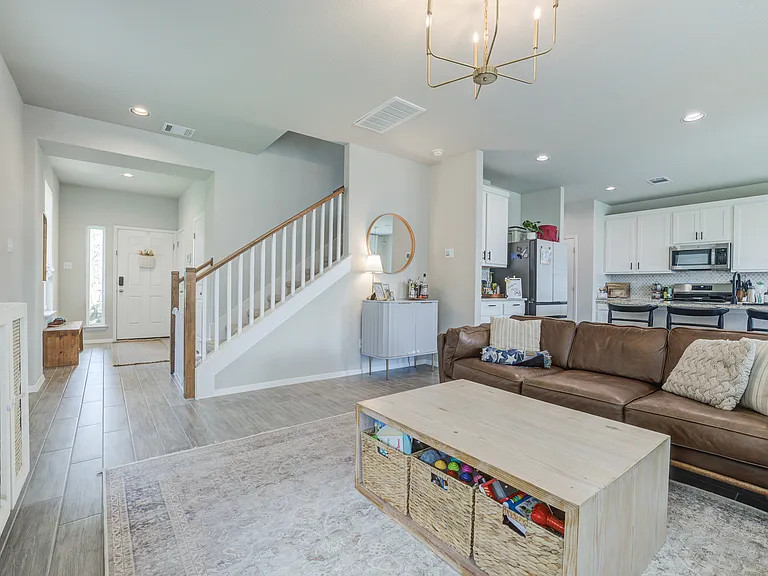 224 Stein Rd — Photo 13