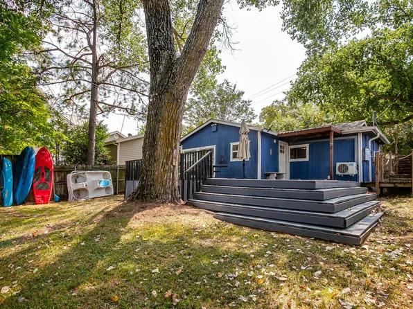 1130 W Lake Dr, Weatherford, TX 76087