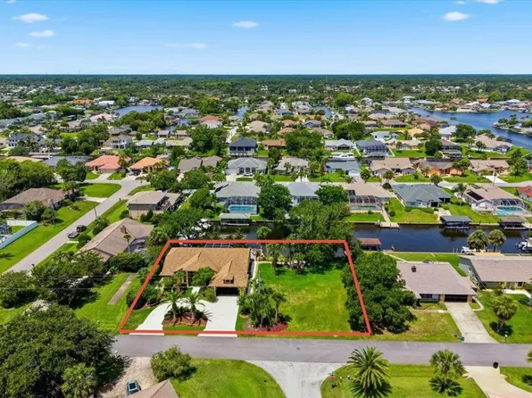 25 Cottonwood Ct, Palm Coast, FL 32137