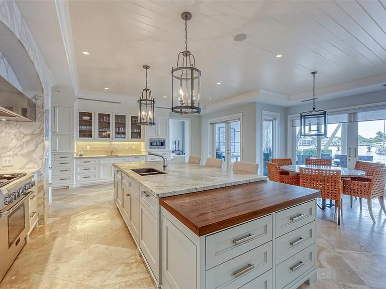 1313 E Lake Dr — Photo 40