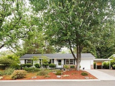 5601 SW Nebraska St, Portland, OR, 97221