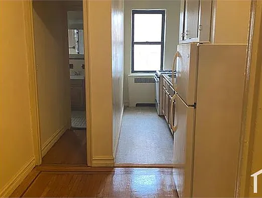 Studio, 600 sqft, $2,646 — Photo 4