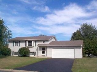 20560 Italy Ave, Lakeville, MN 55044