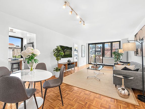 3rd image of 201 E 17th St APT 8B