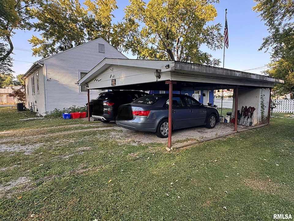 1st image of 2800 S 13th St