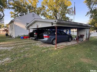 2800 S 13th St, Springfield, IL 62703