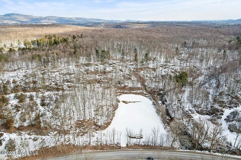 4th image of 531 Deweys Bridge Road