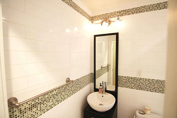 Rented by U2Apartment LLC | media 23