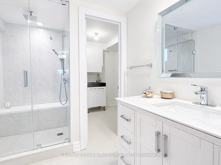 691 Shanahan Blvd — Photo 12
