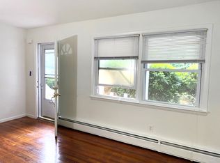 320 Washington Ave #1, Pleasantville, NY 10570